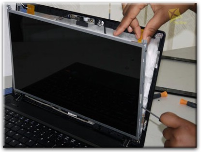 Замена экрана ноутбука Emachines в Калуге