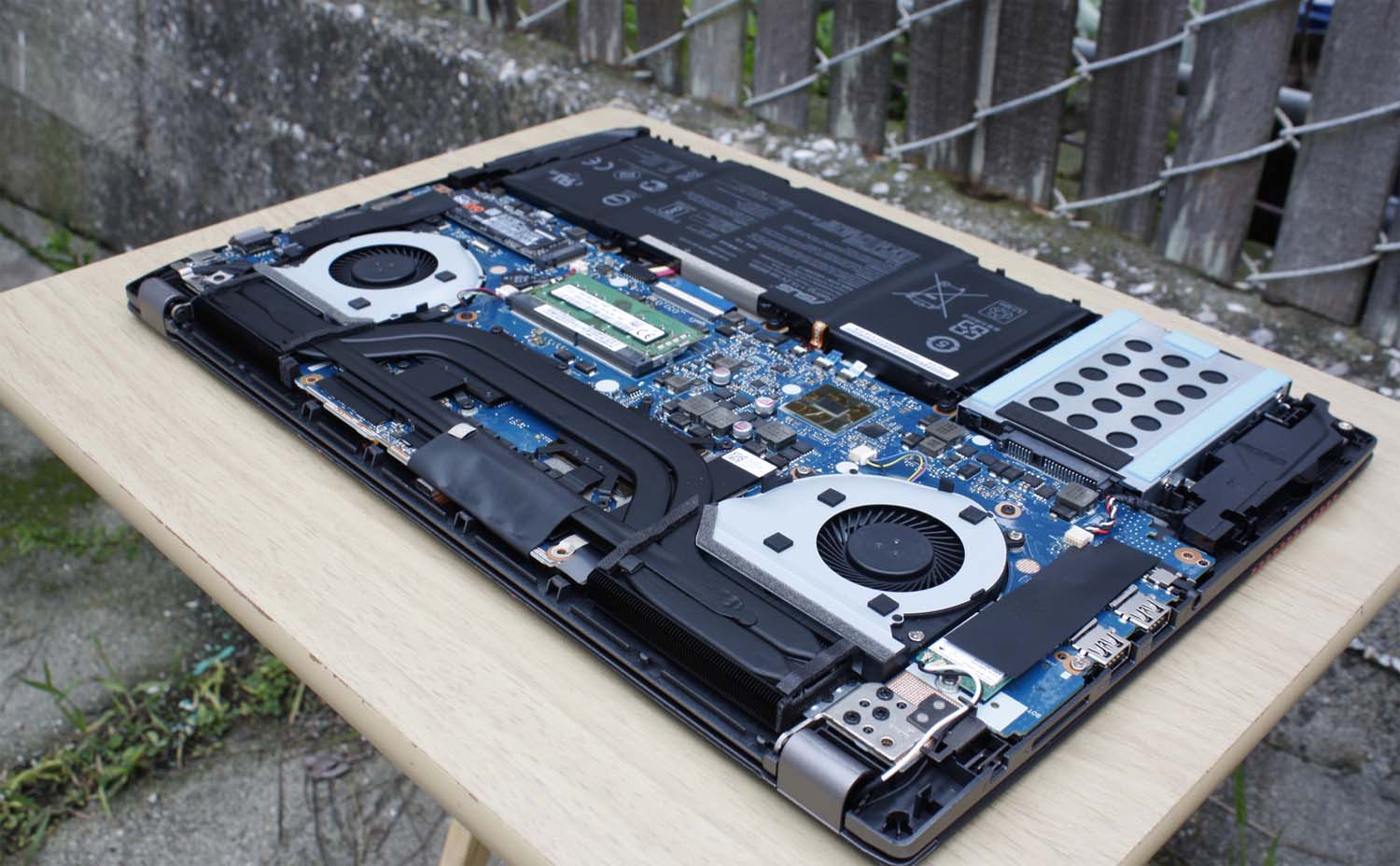 Замена или ремонт видеочипа ноутбука Compaq в Калуге